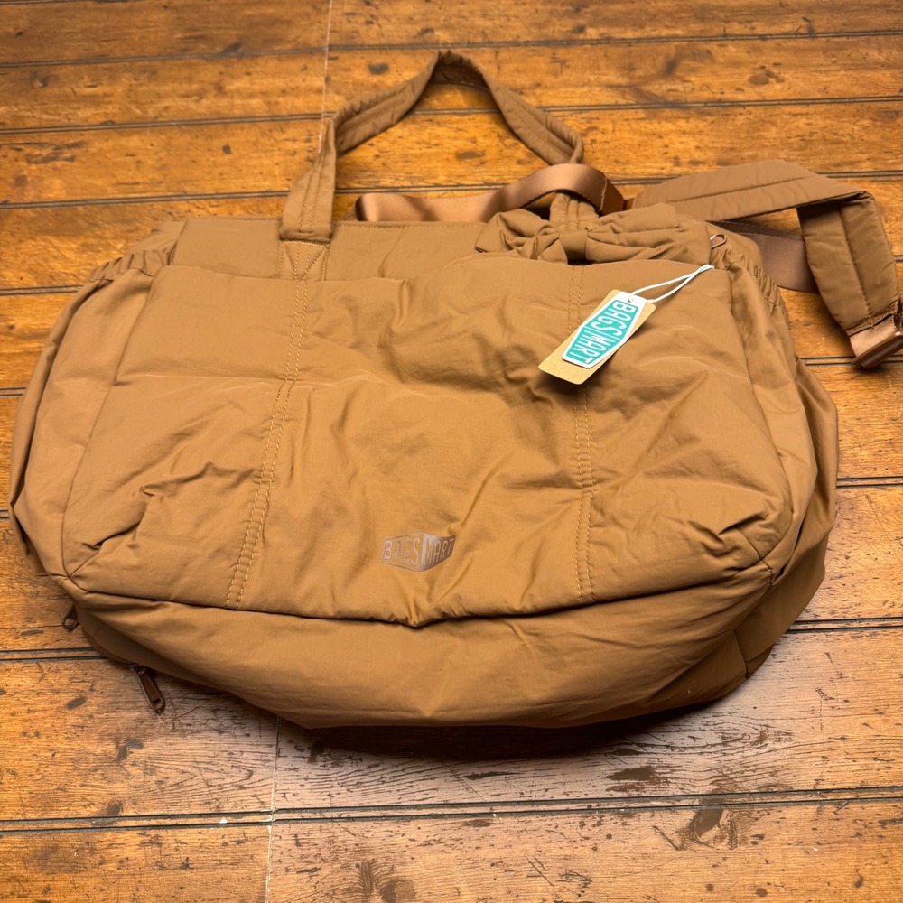 Bagsmart Puffy Quilted Tote Bag Brown Bow Accent Travel Gym Shoulder Bag NWT